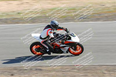 media/Feb-05-2023-Classic Track Day (Sun) [[c35aca4a42]]/Group 2/session 1 turn 9/